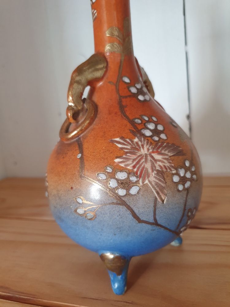 Meiji period Kyoto Satsuma tripod vase 