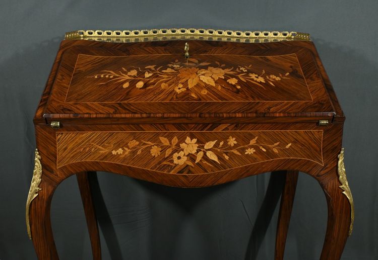 Small Rosewood Lady's Desk, Louis XV style - 2nd half 19th century