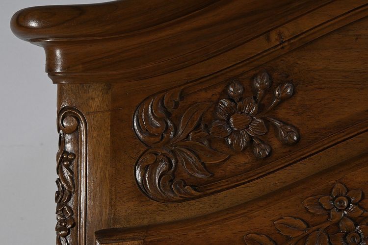 Walnut display bookcase, Louis XV style - Late 19th century