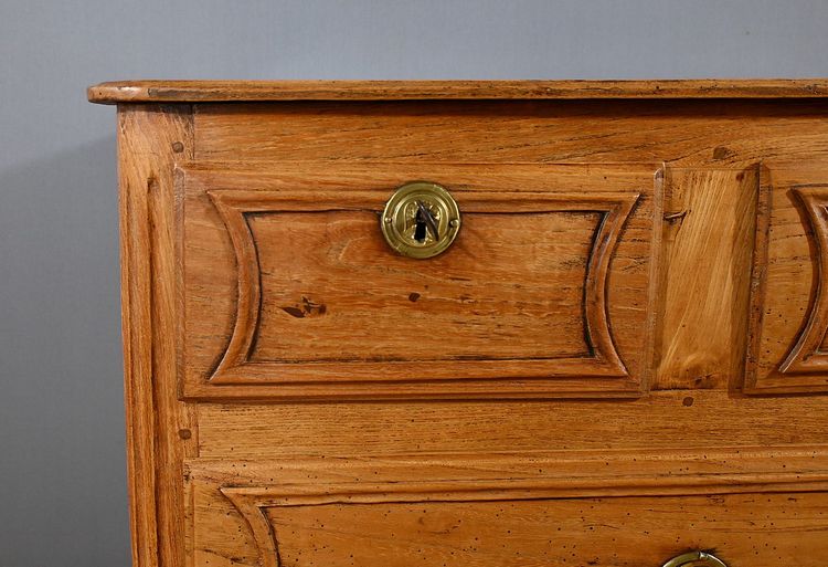 Small Ash Chest of Drawers, Louis XIV/Louis XV Transition – Late 18th Century