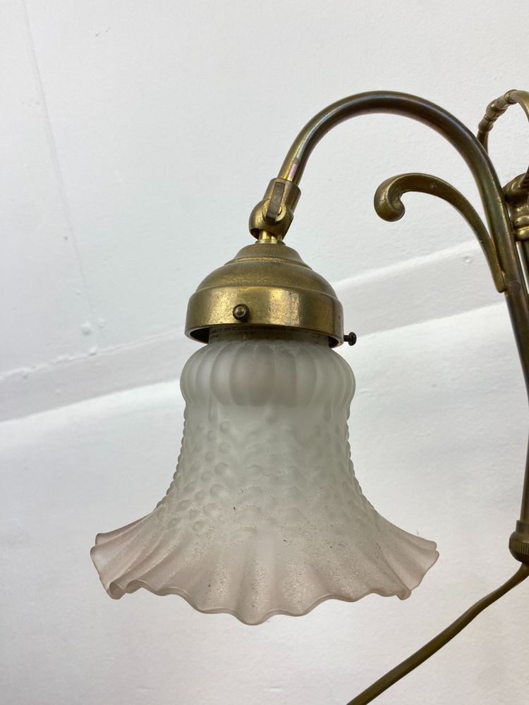 Art Nouveau Tulip Lamp in Gilded Brass Circa 1890