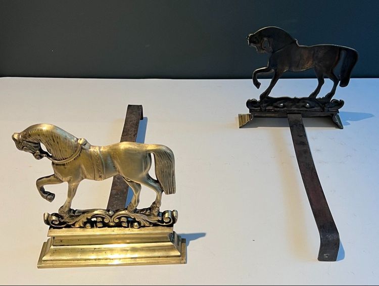 Paire De Chenets Aux Chevaux En Bronze. Travail Français. Vers 1900