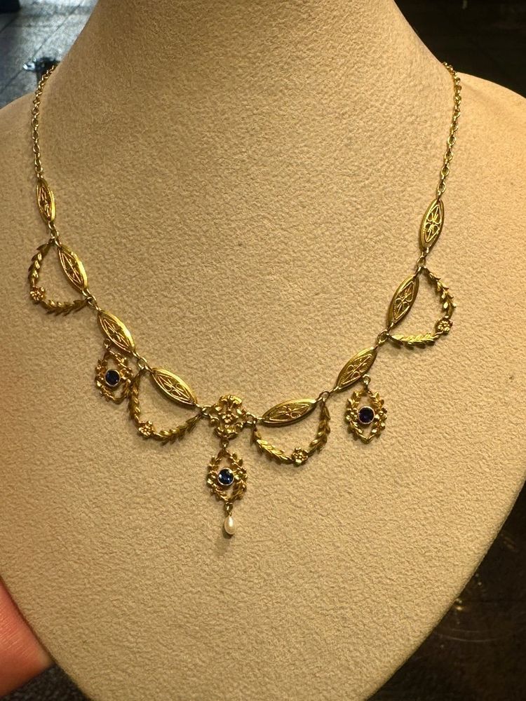 Collana Art Nouveau in oro, zaffiri e perle fini