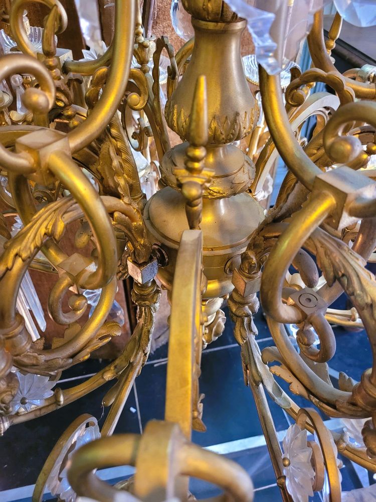 Large Chandelier in Gilt Bronze and Crystal, Napoleon III, Early 20th Century