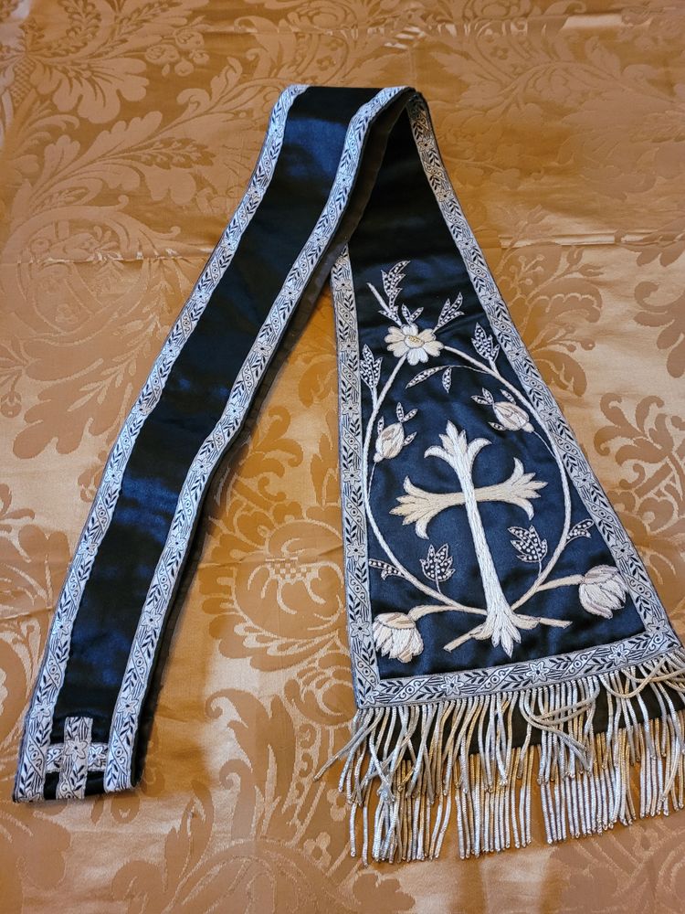 Embroidered priest's stole, early 20th century