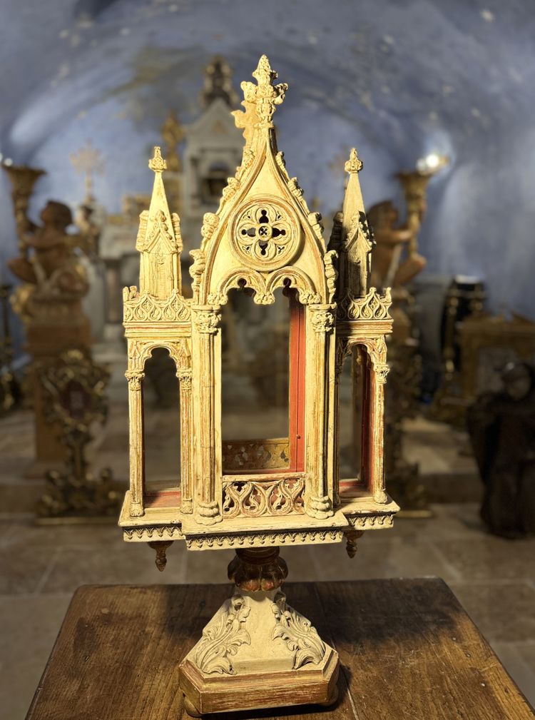 Important Pair of Neo-Gothic Reliquaries – 19th Century