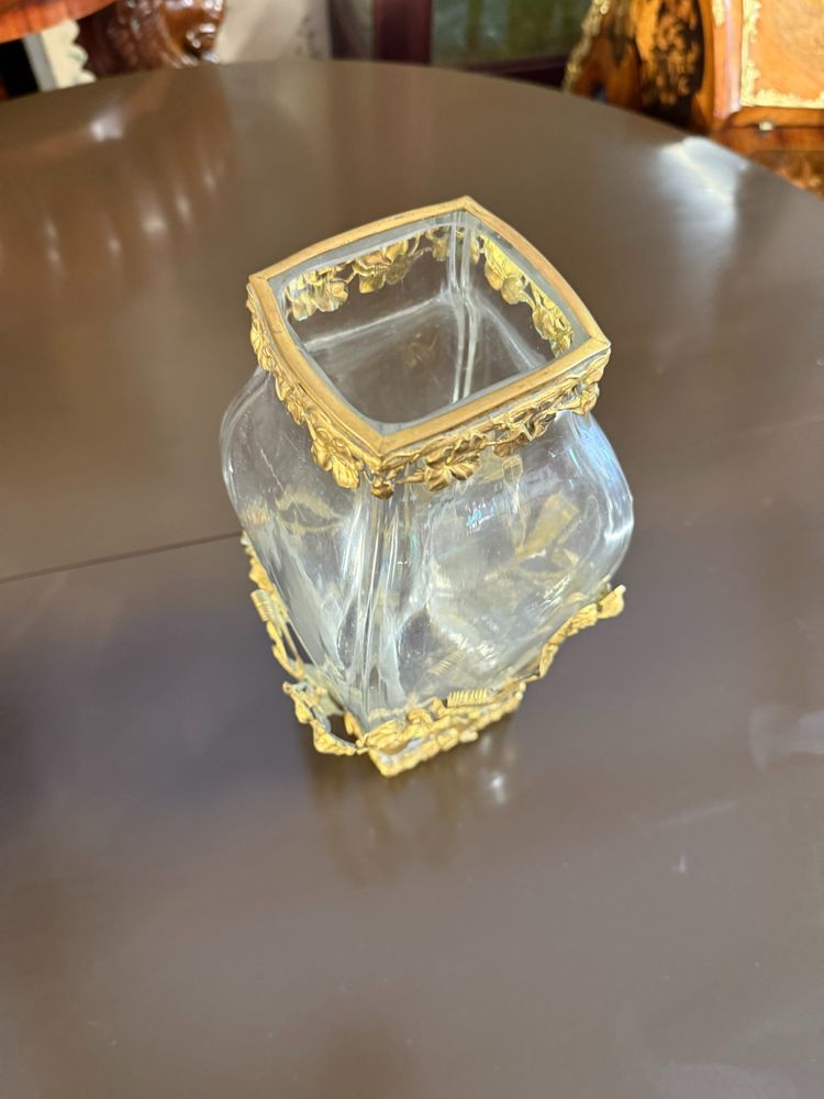 ART NOUVEAU CRYSTAL VASE ATTRIBUTED TO BACCARAT