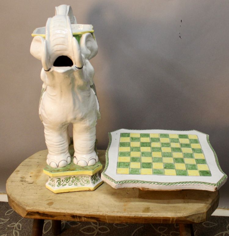 Double Elephant Ceramic Checkered Saddle