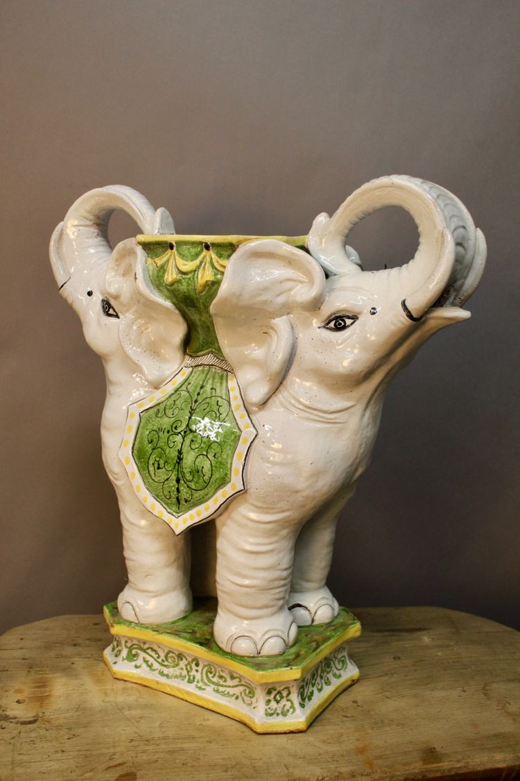 Double Elephant Ceramic Checkered Saddle