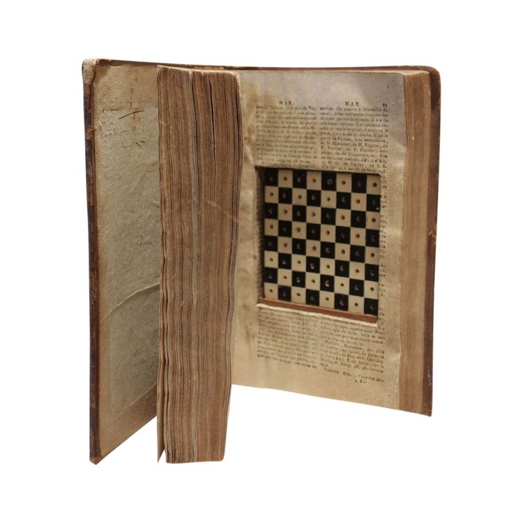 Book box chessboard portable geographical dictionary 1793-1794