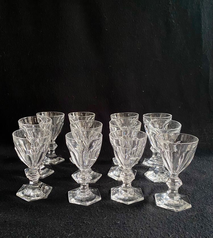 Baccarat set of 45 Harcourt crystal glasses