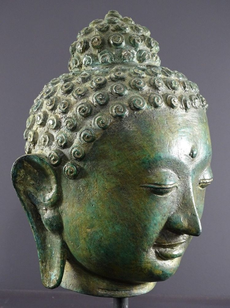 Thaïlande, Années 1920/1930, Grande Tête De Bouddha En Bronze Dans Le Style Ayuttaya.