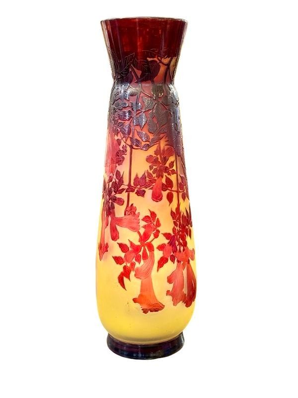 Emile Gallé Important Art nouveau "Bignones Rouges" vase