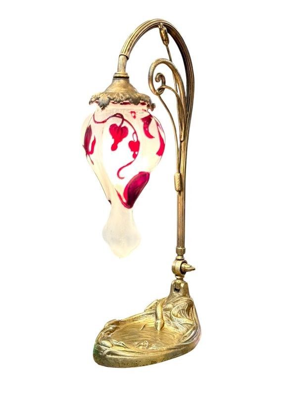 Muller Frères Lunéville Art Nouveau "Heart of Mary" lamp