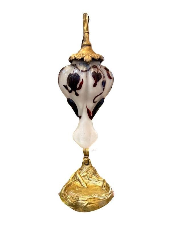 Muller Frères Lunéville Art Nouveau "Heart of Mary" lamp