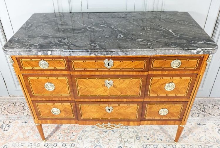 Louis XVI chest of drawers stamped M. Ohneberg