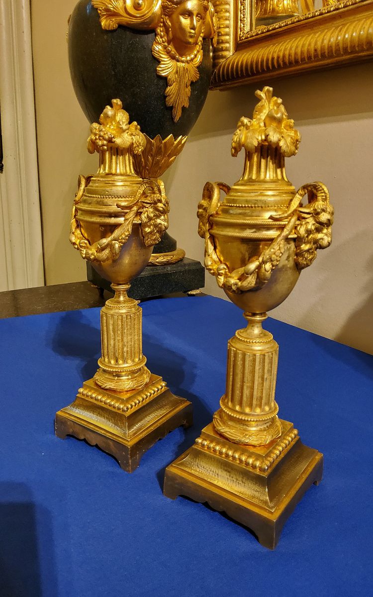 Reversible vases in gilded bronze Candlesticks Louis XVI style 19th century