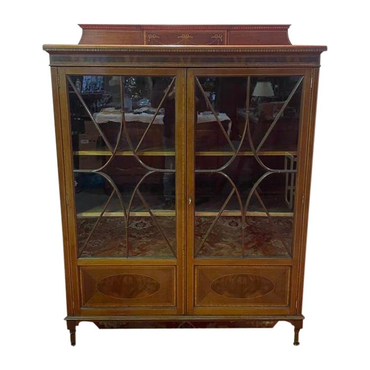 Library - English marquetry display case "Maple & Compagnie Londres"