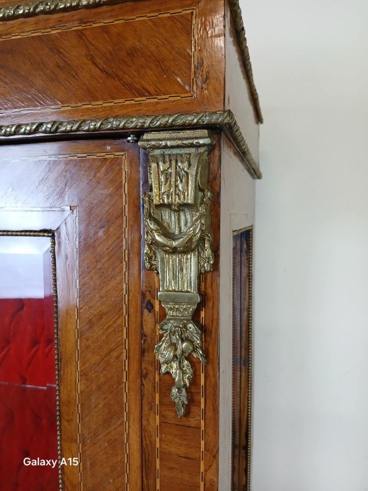 Louis XVI Style Marquetry Bookcase - Display Cabinet / Second Half of the 20th Century