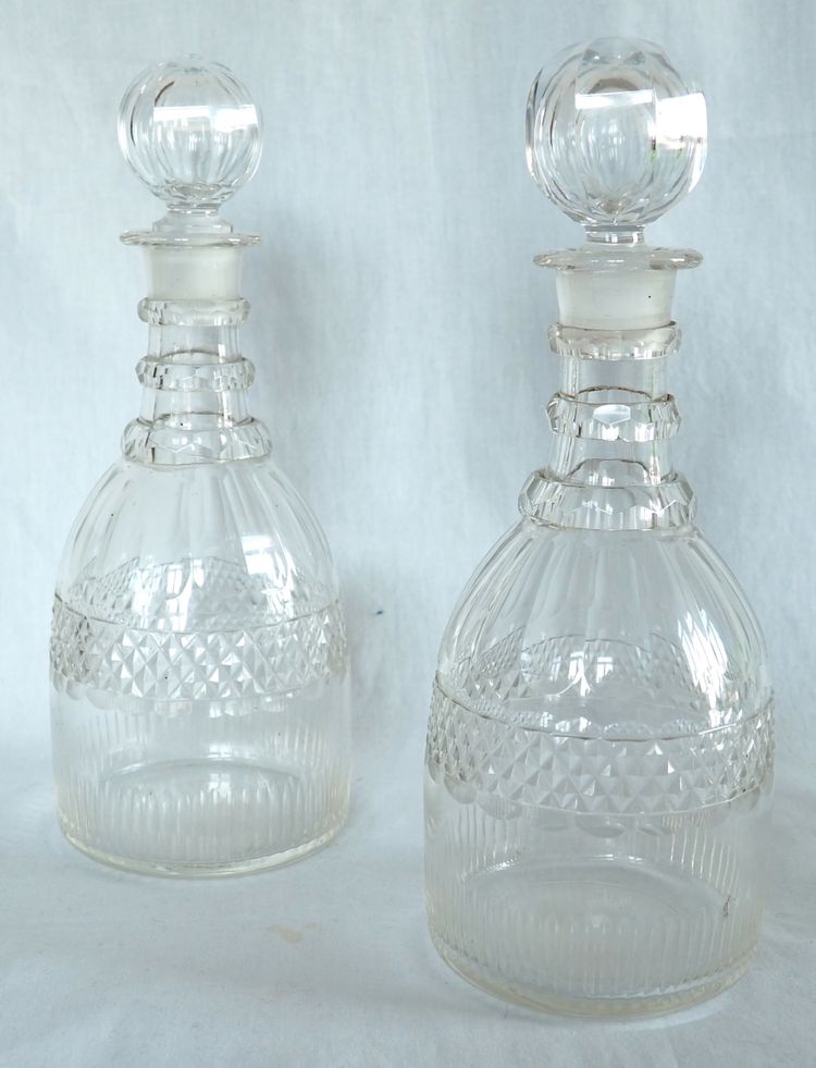 Le Creusot: cut-crystal whisky or cognac decanter - circa 1830