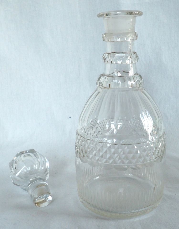 Le Creusot: cut-crystal whisky or cognac decanter - circa 1830