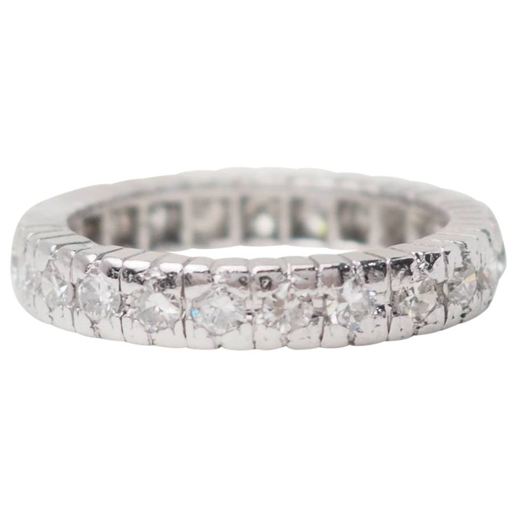 American wedding band in platinum and diamonds 0.92ct