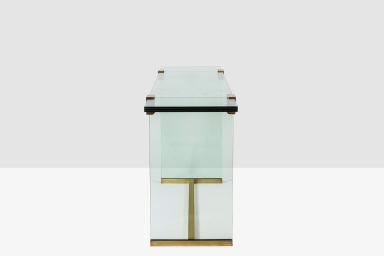 Peter Ghyczy. Glass and gilded brass console. Circa 1970. LS61102051G