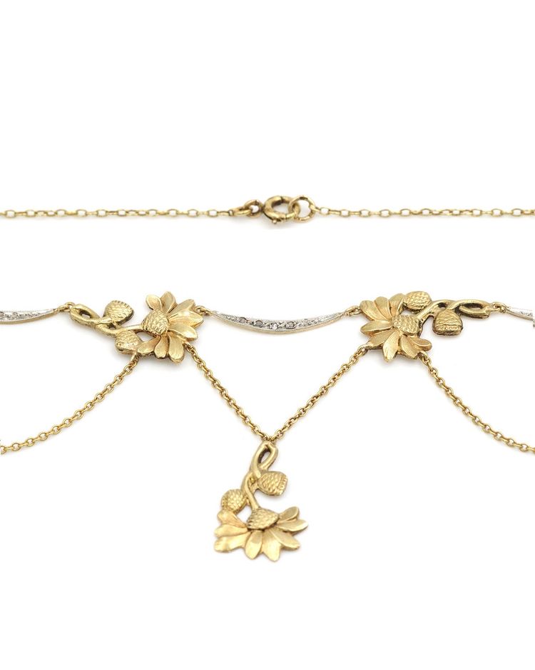 Art Nouveau Flower Drapery Necklace In 18k Gold And Platinum, Flower Necklace, Antique Jewelry