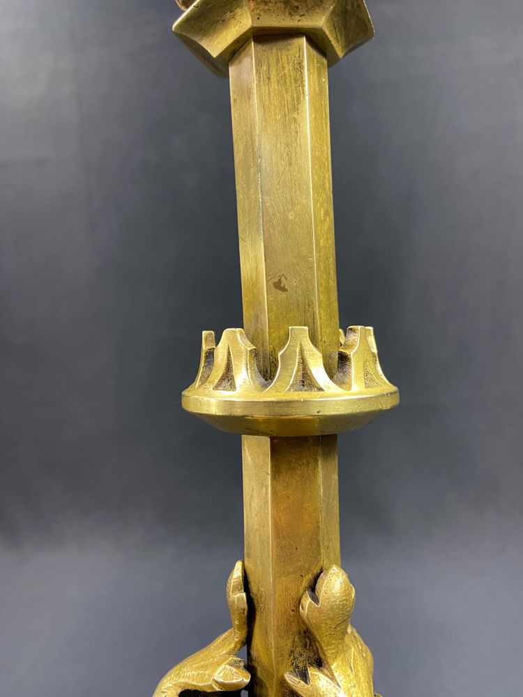 Neo-Gothic bronze lamp base, 19th century