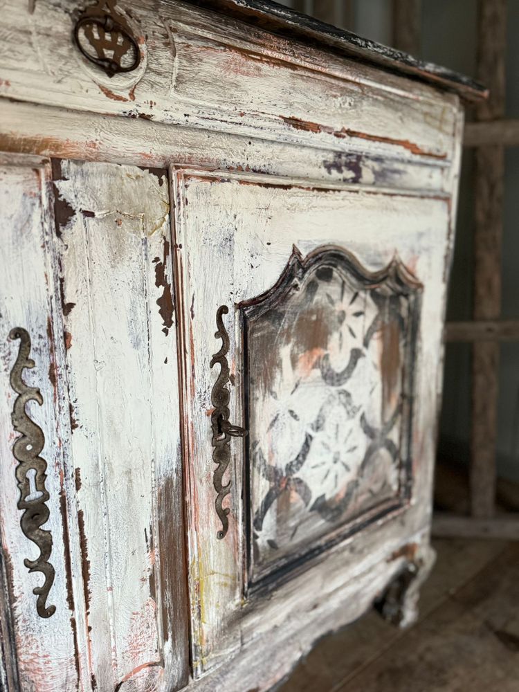 18th century Louis XV kitchen sideboard with decorative patina