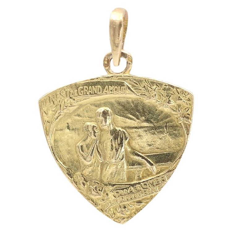 Art Nouveau Grand Amour Pendant In 18 Karat Gold, Edmond Rostand, Antique Jewelry