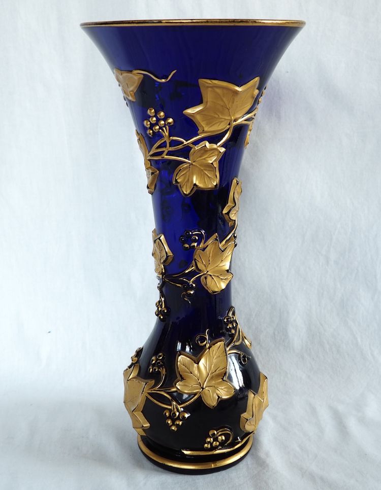 Large Baccarat crystal vase in cobalt blue, gilded ivy garland design