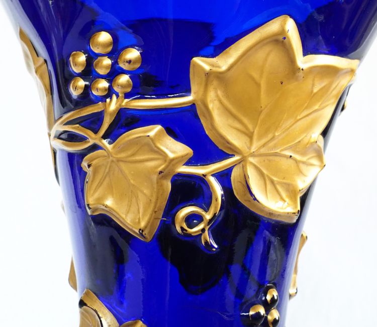 Large Baccarat crystal vase in cobalt blue, gilded ivy garland design