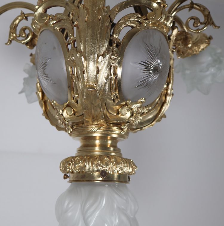 A Delafontaine gilt bronze chandelier, Napoleon III period