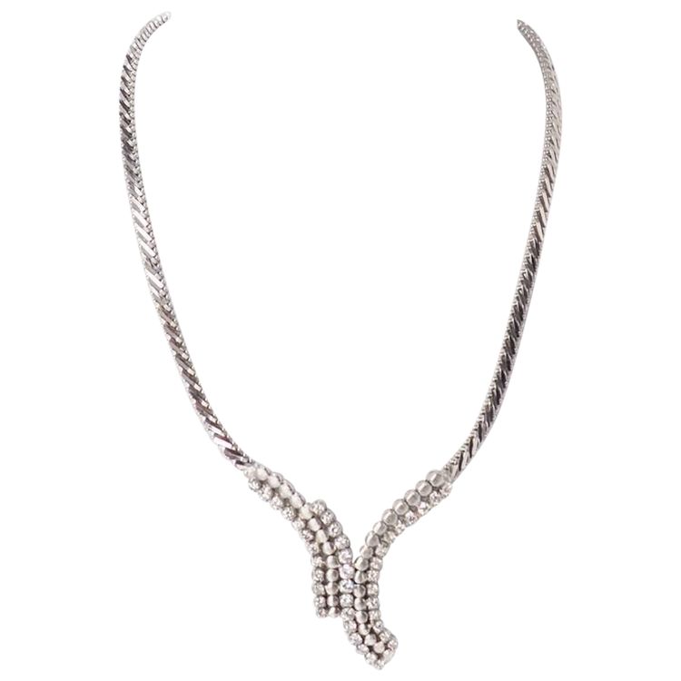 Collier de luxe en or blanc et diamants