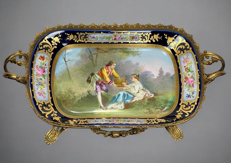 SÈVRES PORCELAIN "CHÂTEAU DES TUILERIE" BOWL ADORNED WITH A BRONZE MOUNTING