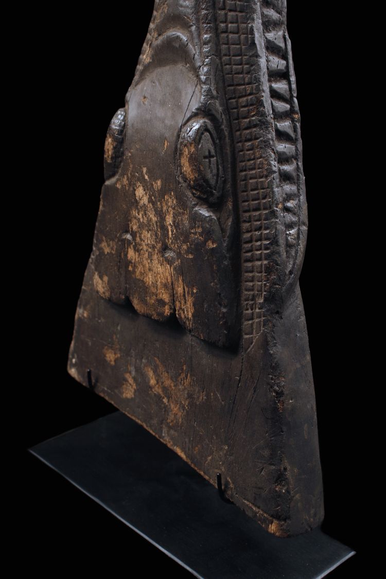 Bug eines Einbaum, ozeanische Kunst, Stammeskunst, Sepik-Skulptur, Papua-Neuguinea, Ozeanien