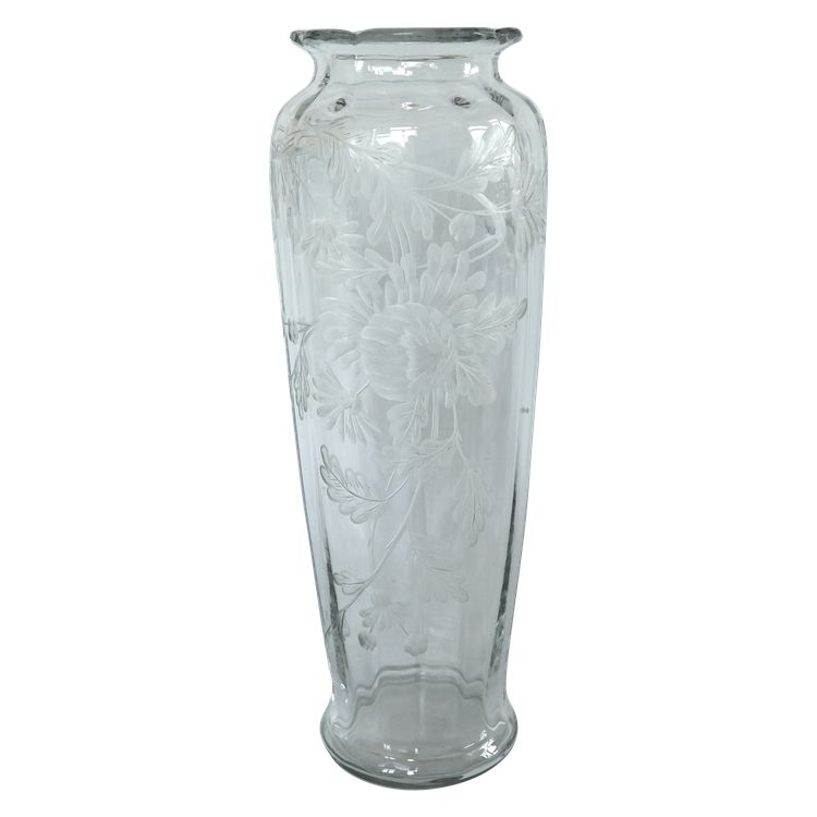 Large Baccarat crystal vase, rare cut pattern engraved with chrysanthemums - 30,1cm