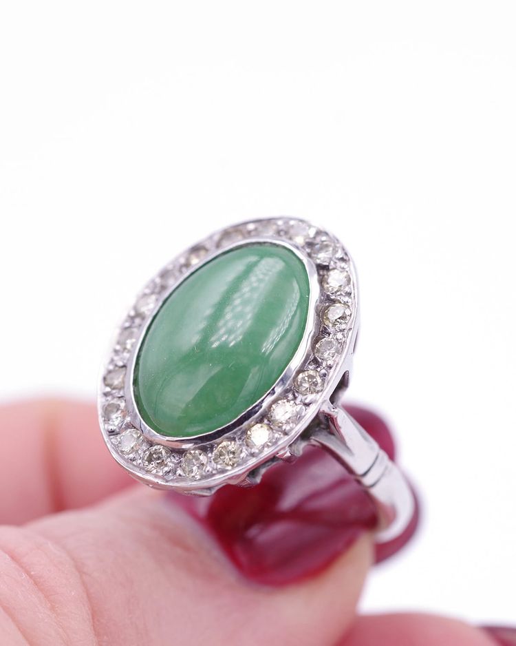 Vintage Jade Diamond Ring In 18 Karat White Go, Vintage Ring, Pre-owned Jewelry, Brilliant Cut 