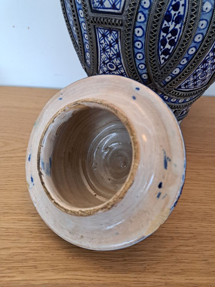 Morocco , Large Covered Pot , Earthenware , Metal , XX°.