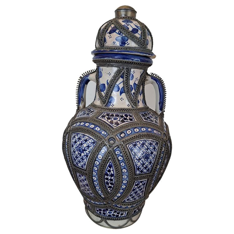 Morocco , Large Covered Pot , Earthenware , Metal , XX°.