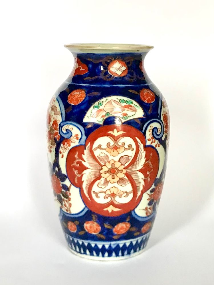 Imari porcelain vase/Compagnie des Indes/ 19th century