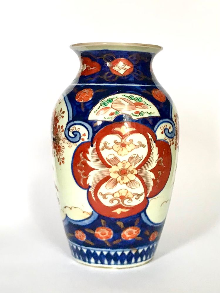 Imari porcelain vase/Compagnie des Indes/ 19th century