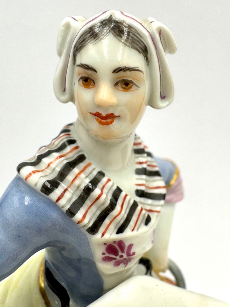 Meissen - Les Cris De Paris, Vendeuse De Fruits