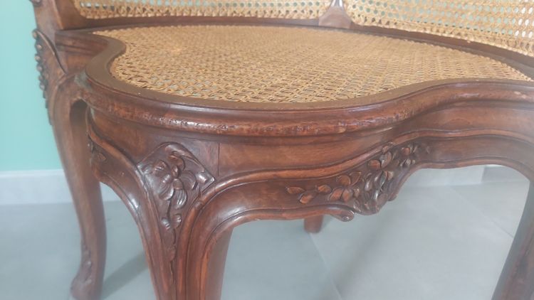 Très beau fauteuil de bureau canné style Louis xv 