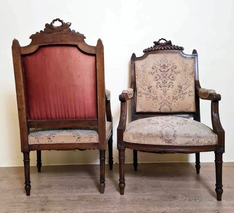 Pair Of Louis XVI Style Queen Armchairs In Richly Carved Wood