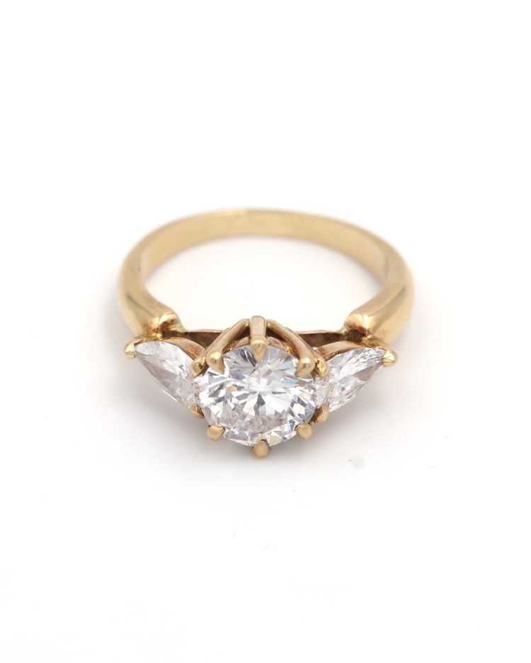 Engagement 2.40 Ct Diamond Ring In 18k Gold, 1.70 Ct Brilliant Cut Diamond , Vintage Jewelry