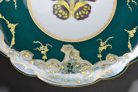 Belle Assiette En Porcelaine De Limoges.fin 19ème