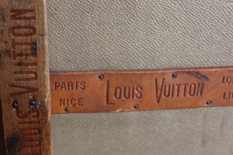 Valise Vuitton ancienne