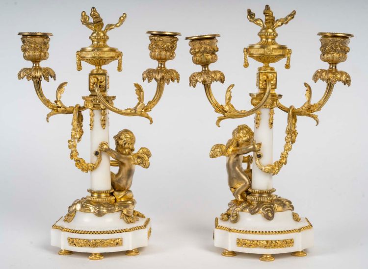 Une Garniture En Bronze Doré Et Marbre Blanc; XIXème Siècle